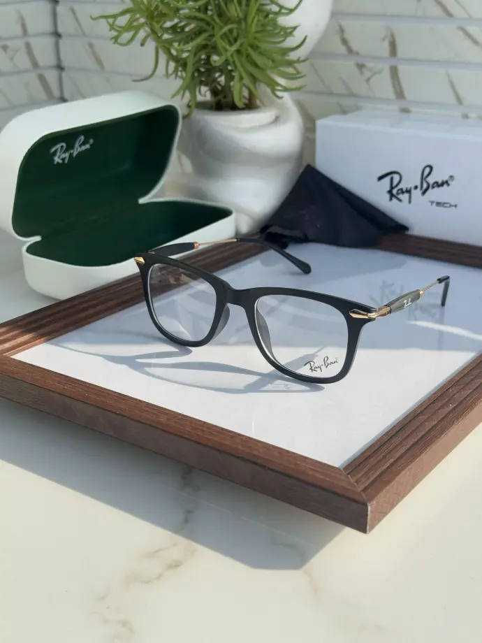 Stylish, durable, and comfortable chashme for clear vision and confident look.